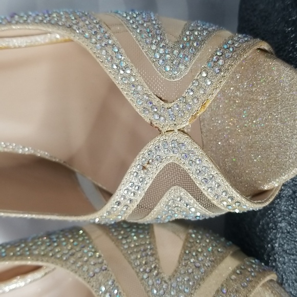 LAUREN LORRAINE SPARKLE PEEP TOE HEELS - Picture 6 of 9